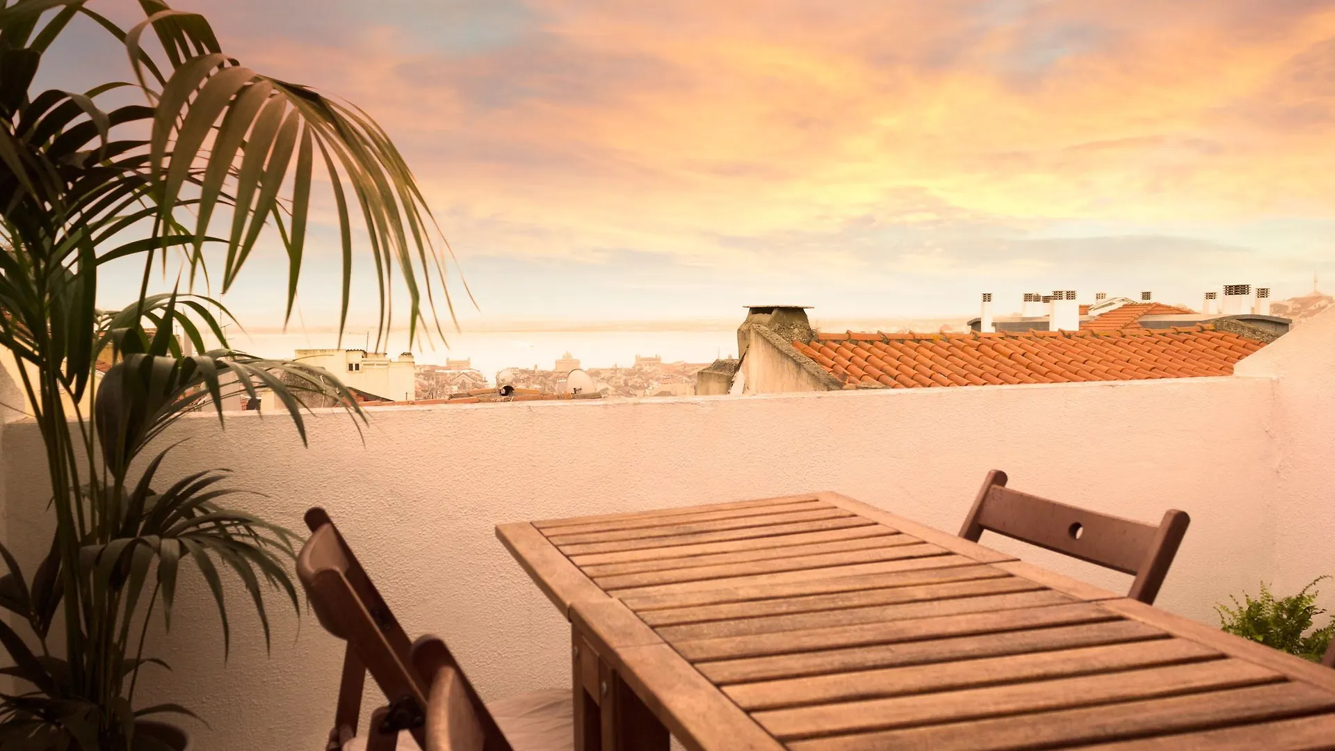 Apartment Rossio Penthouse By Lu Holidays Lisbon Portugal